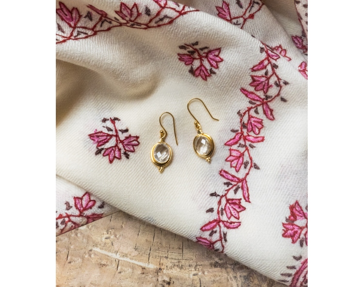 Gold plated earrings with crystal