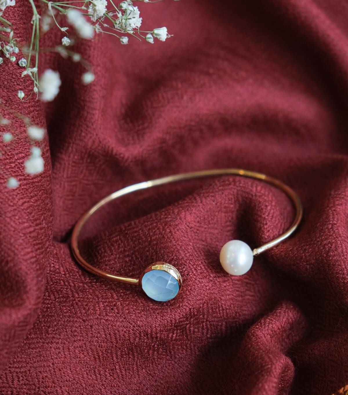 Aqua chalcedony and pearl bracelet