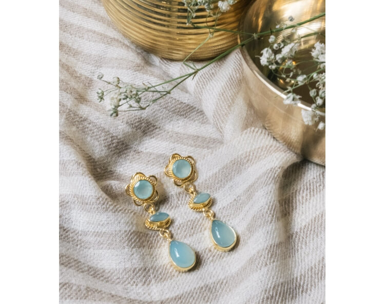 Aqua chalcedony dangling earrings