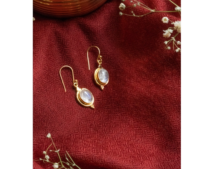 Indian earrings with moonstone