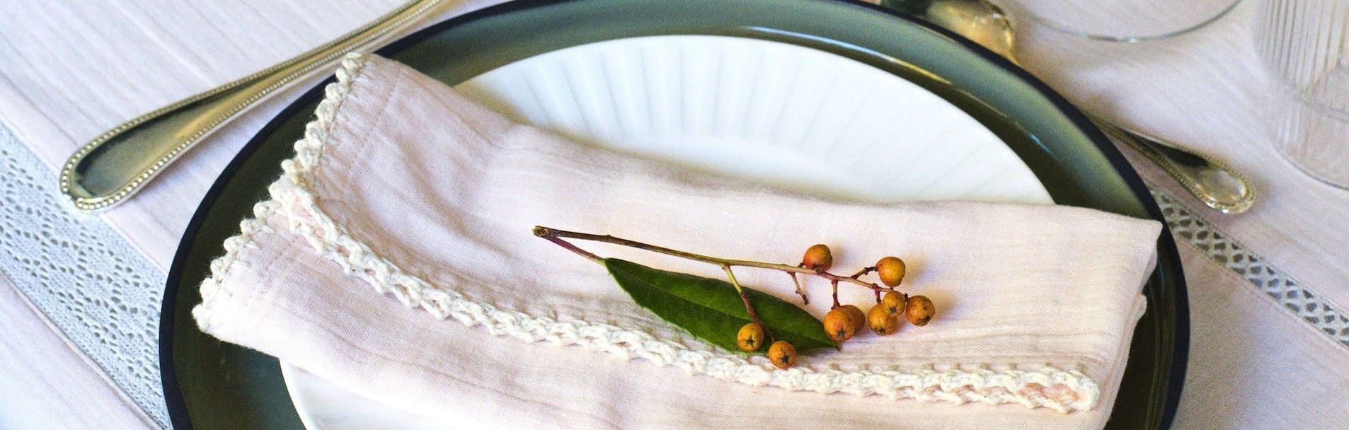 bohem chic table linen