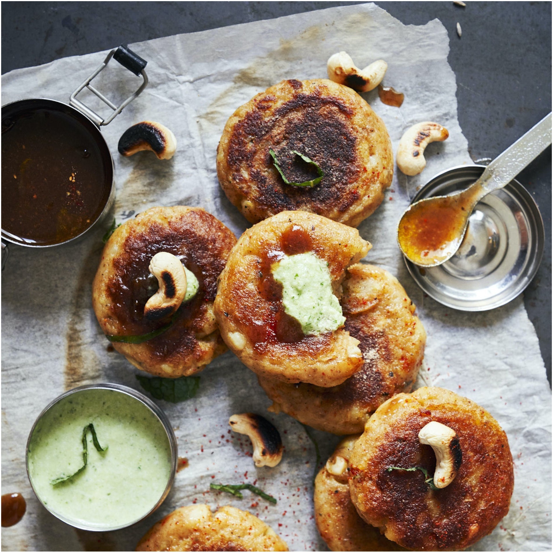 Discover the delicious Poonam Chawla