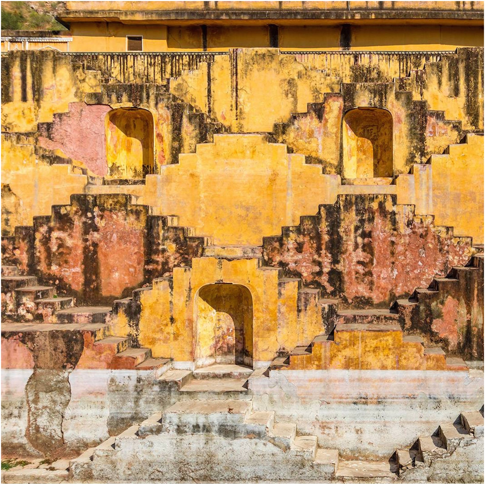 Yellow, color of warmth & joy